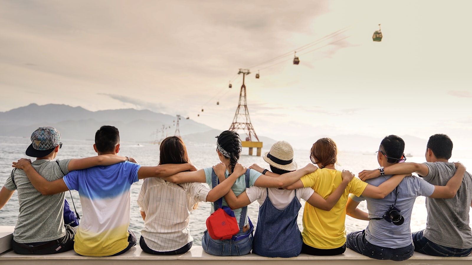 Multi-generational family planning retirement together